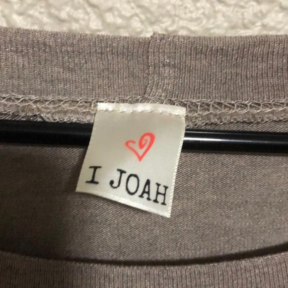 I Heart Joah knotted top - Picture 5 of 6